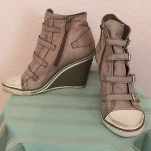 Leather wedge sneakers